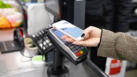 Как привязать NFC к телефону в Аптека Миницен